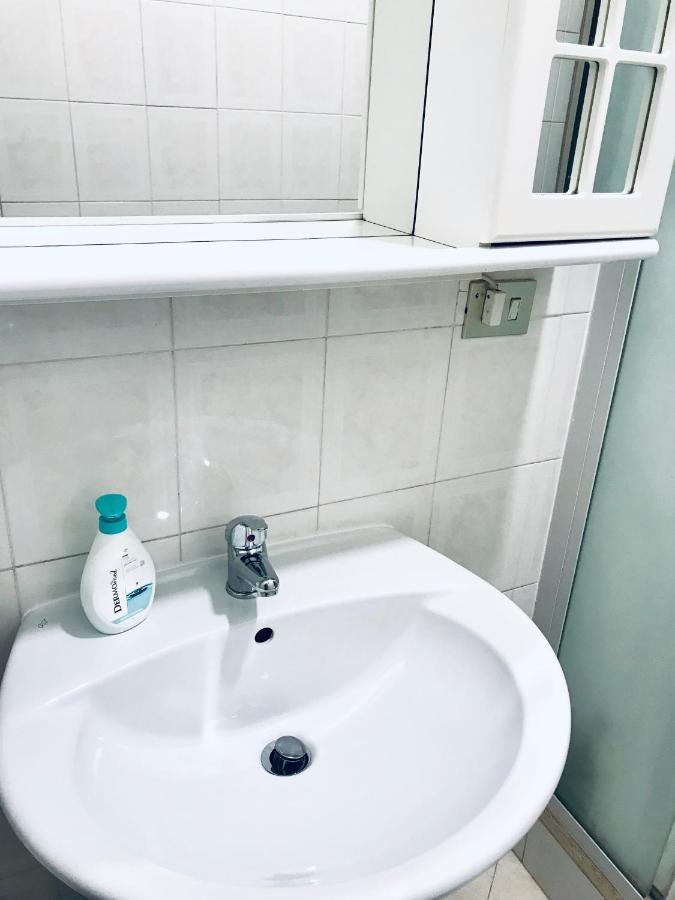4 Bed Rooms Luxury Apartment Near Colosseum Rome Luaran gambar