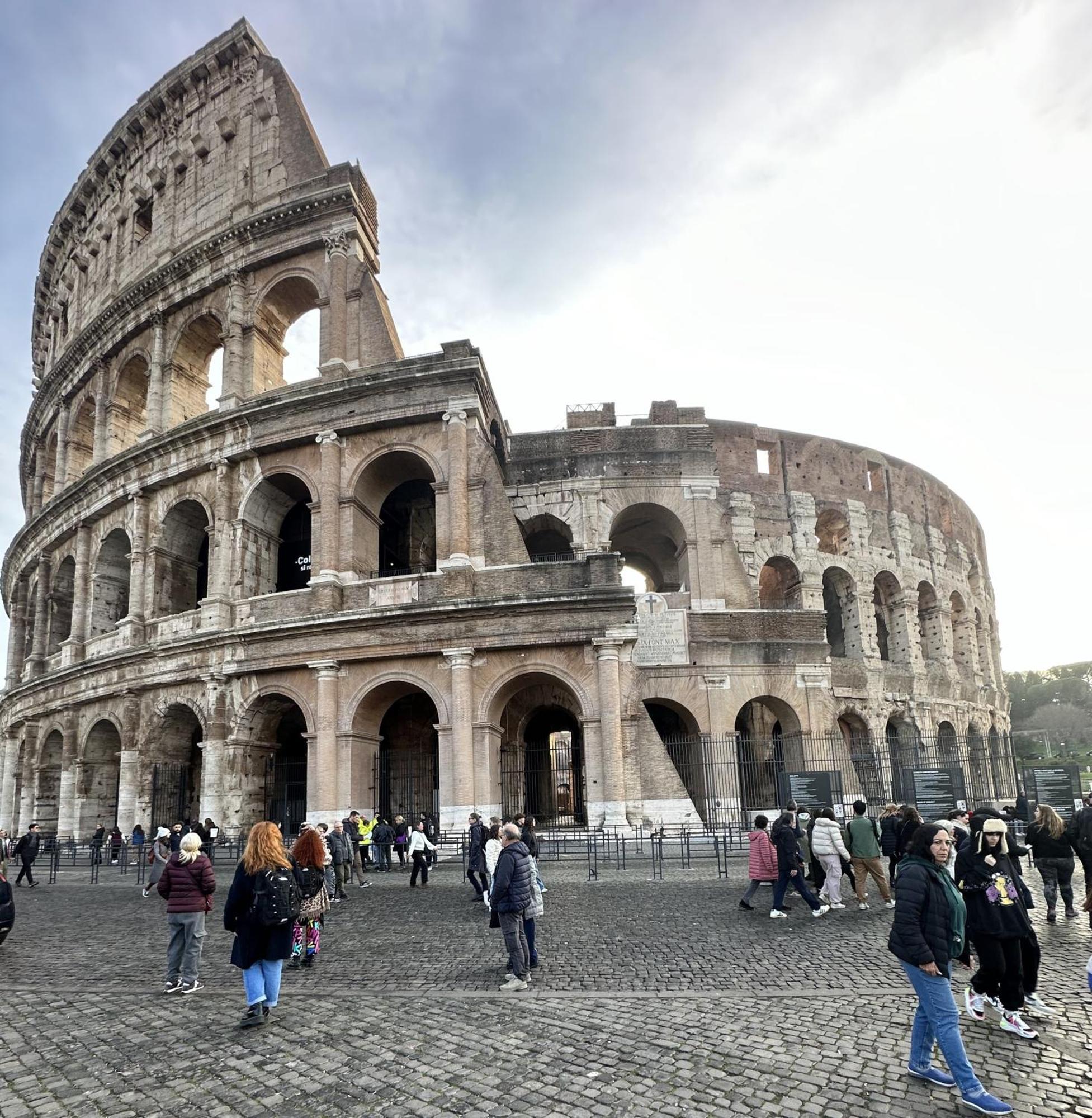 4 Bed Rooms Luxury Apartment Near Colosseum Rome Luaran gambar